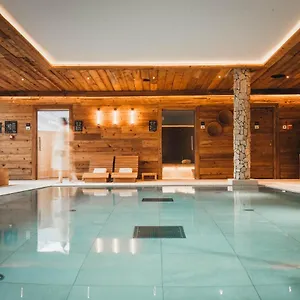 https://alphotel-saint-martin-de-belleville.hotels-rhonealpes.com